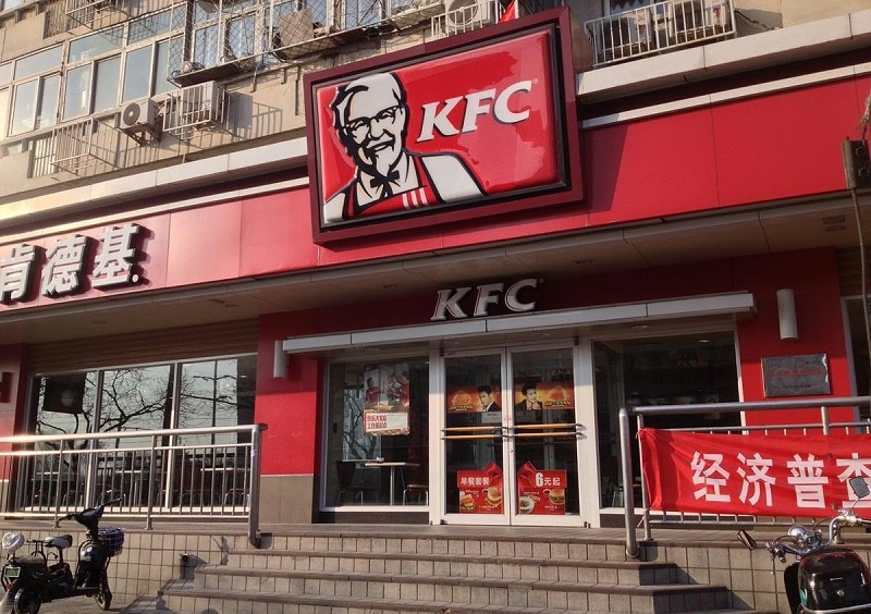 這么塑造門頭與廣告牌，讓你的店鋪生意倍增2