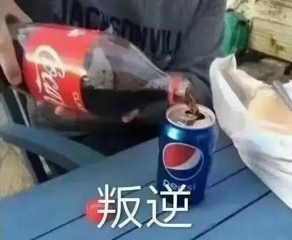 中國路邊的做燈箱廣告牌，我能笑一年28